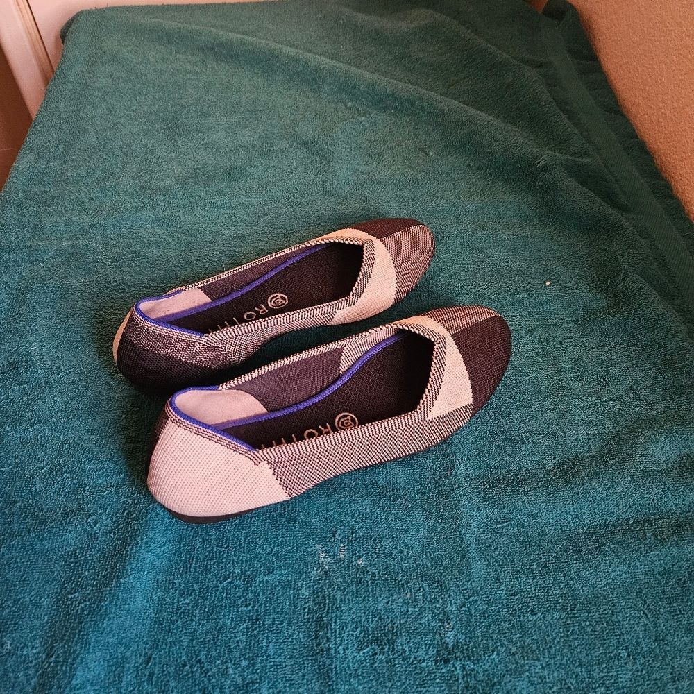 Rothy's The Flat In Round Toe Size 8.5 - Picture 5 of 9